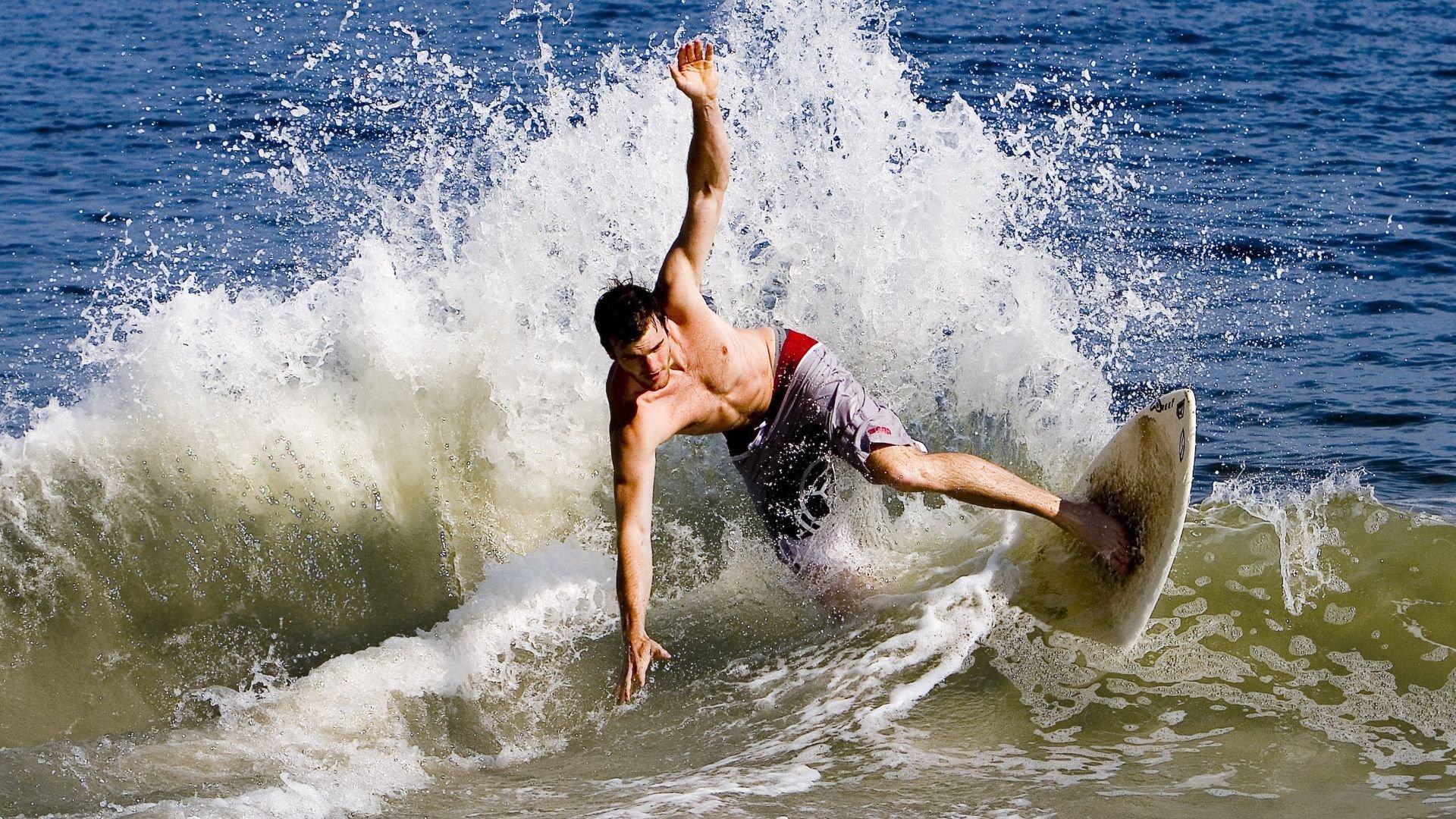 普劳德完美起跳助力夺牌，劳德鲁普过人集锦